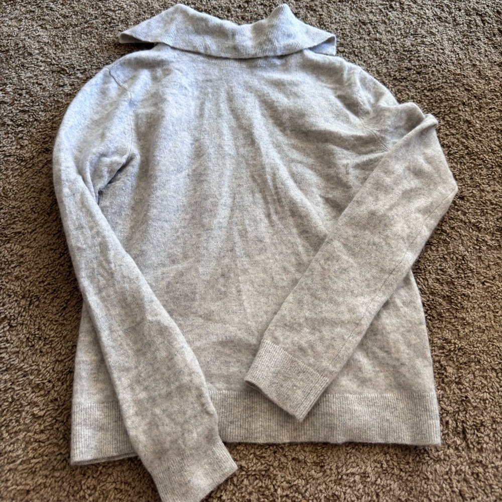 Womens cashmere mock neck